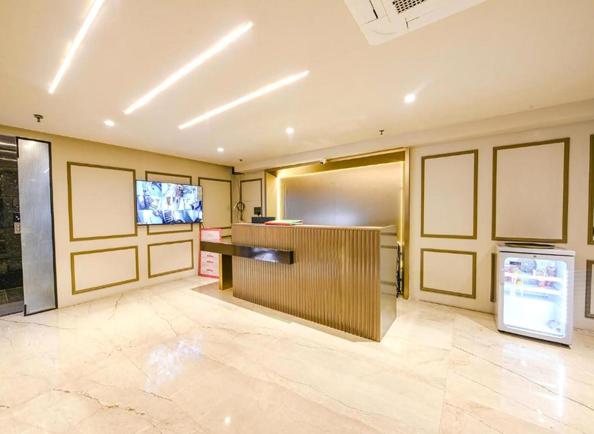 Hotel Cullinan By Qotel Janakpuri 德里 外观 照片