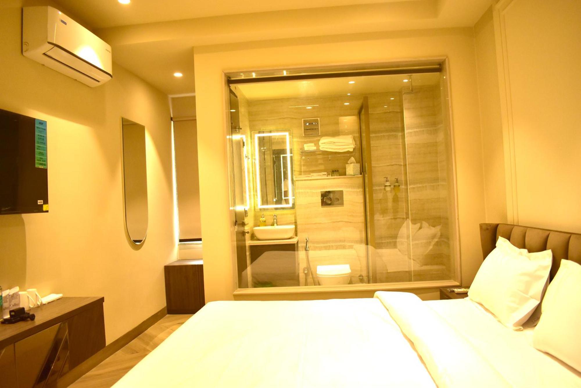 Hotel Cullinan By Qotel Janakpuri 德里 外观 照片